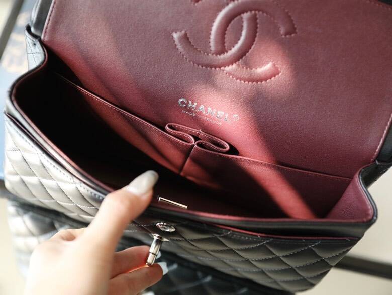 Chanel Classic Flap CF 23 A01112-Y01588-C3906