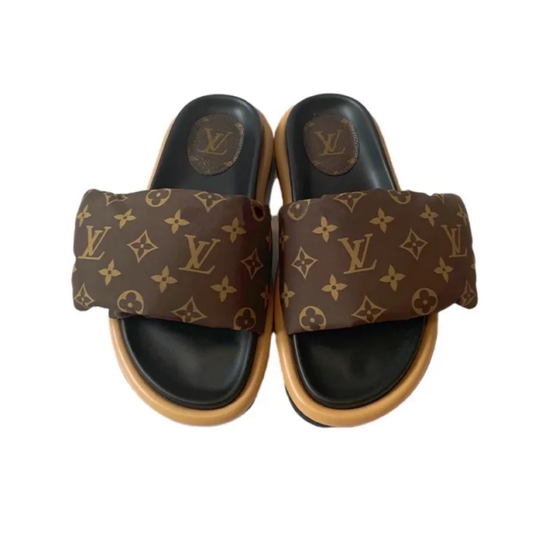 Louis Vuitton Pillow 1A98GT