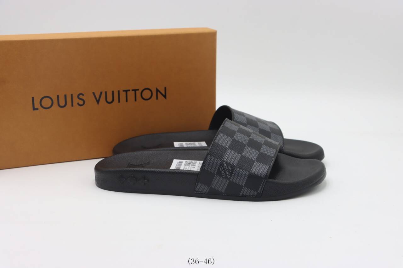 Louis Vuitton Waterfront Mule 1A99MR