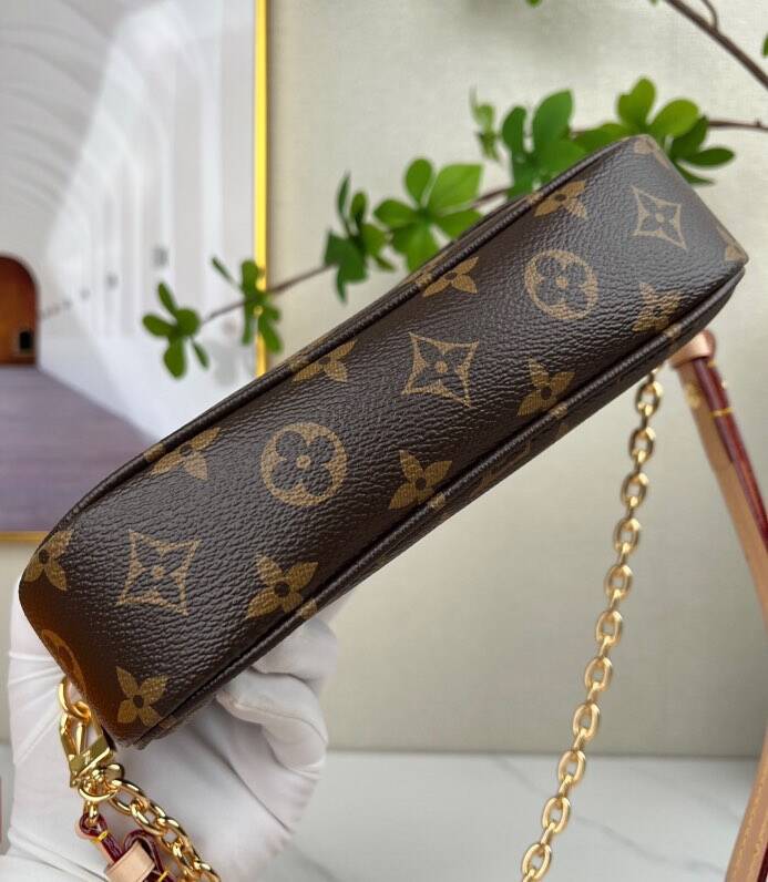 Louis Vuitton IVY M81911