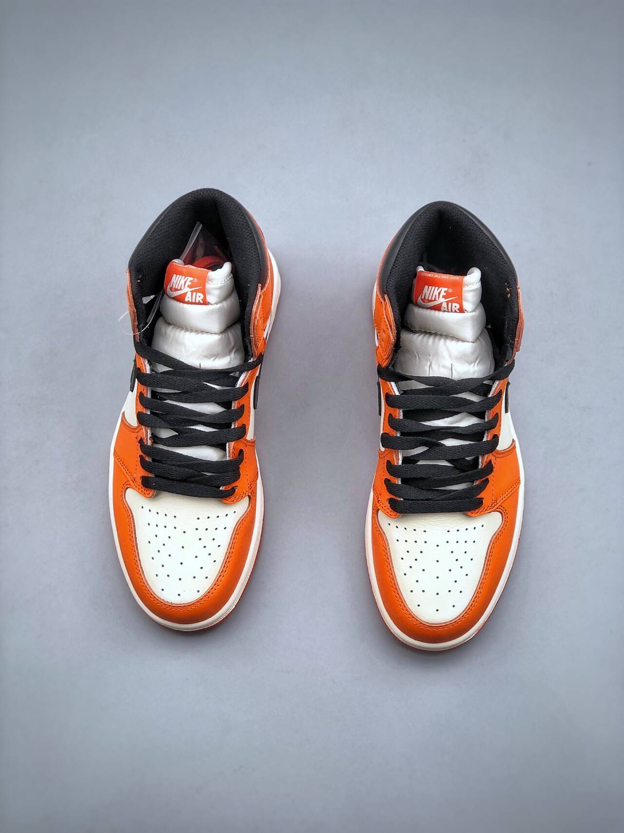 Air Jordan 1 Retro High OG “Reverse Shattered Backboard” 555088-113