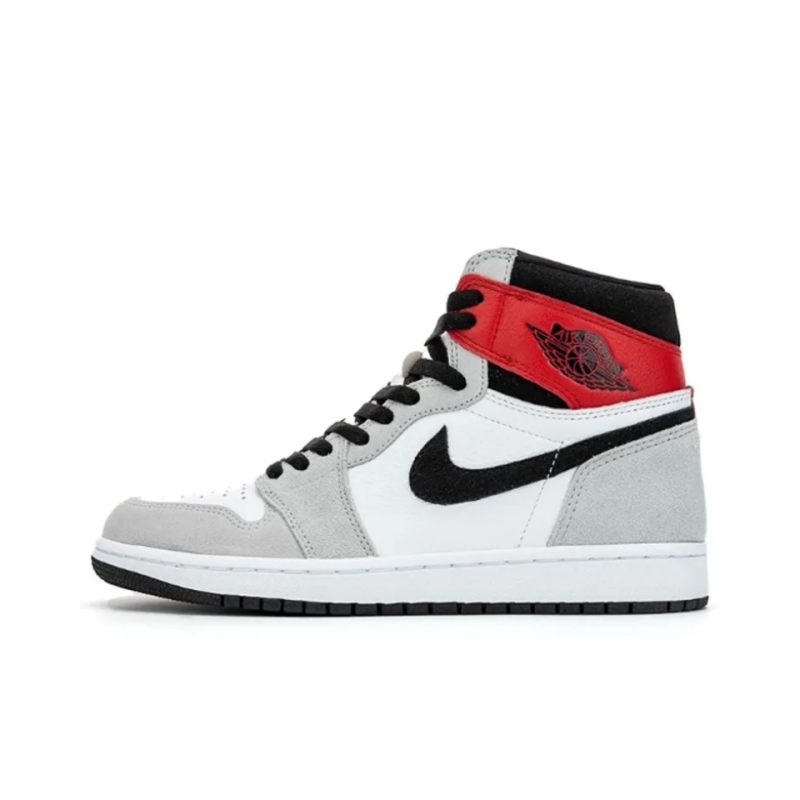 Air Jordan 1 Retro High Og ‘Light Smoke Grey’ 555088-126