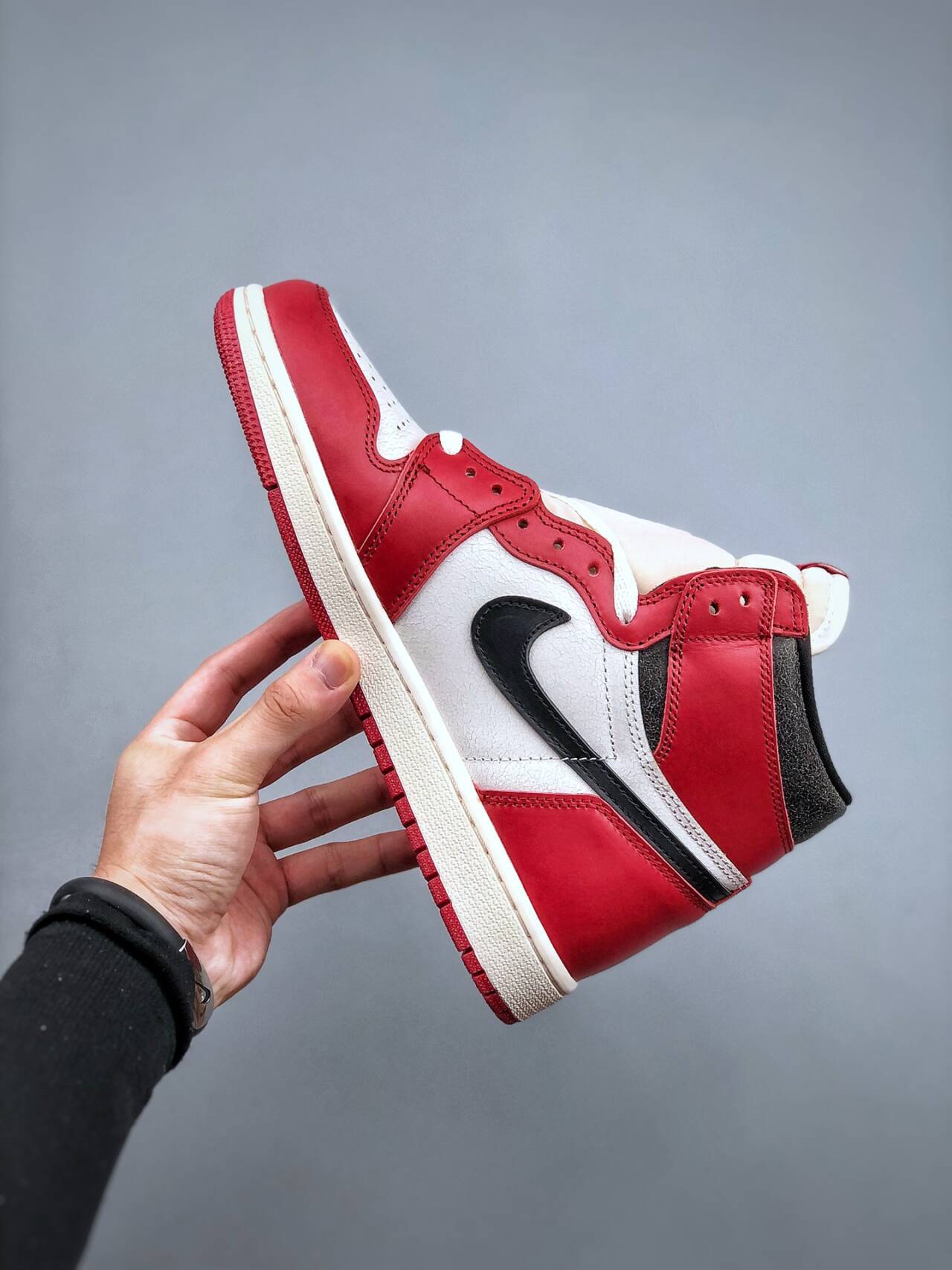 Air Jordan 1 Retro High OG " Lost & Found " DZ5485-612