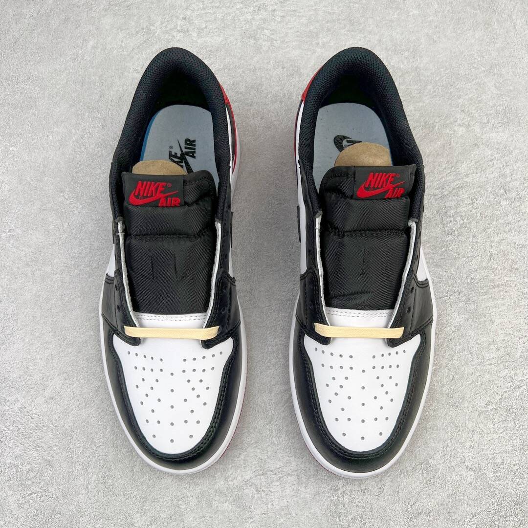 Air Jordan 1 Low OG "Black Toe" CZ0790-106