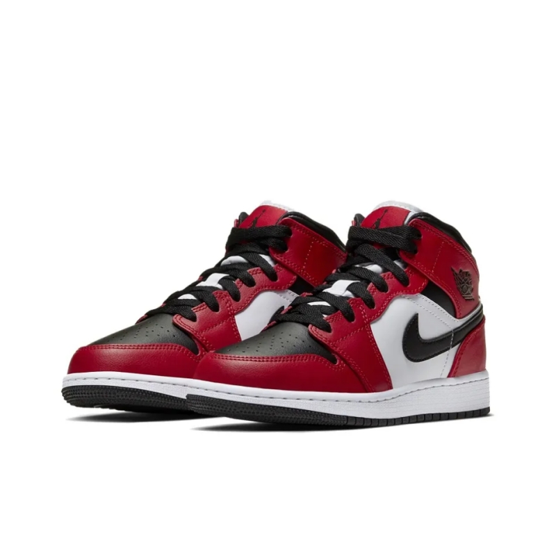 Air Jordan 1 Mid Gym Red “Chicago Black Toe” 554725-069