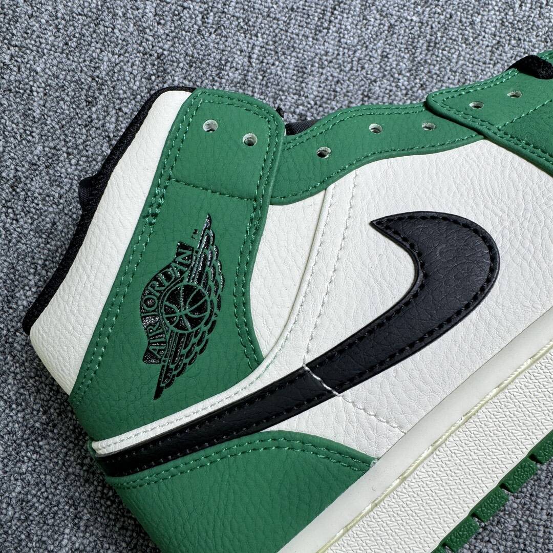 Air Jordan 1 MID SE “Pine Green” 852542-301