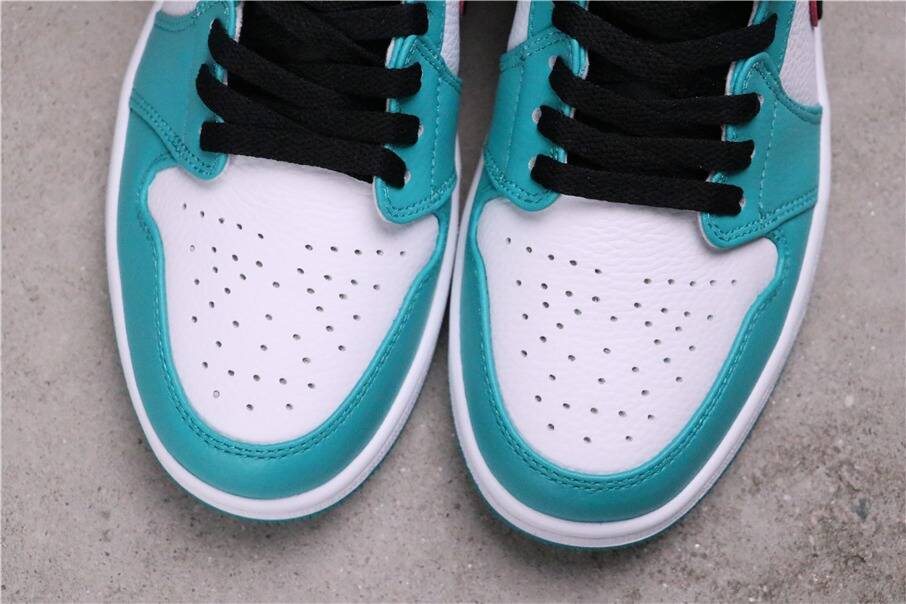 Air Jordan 1 MID SE “South Beach” 852542-306