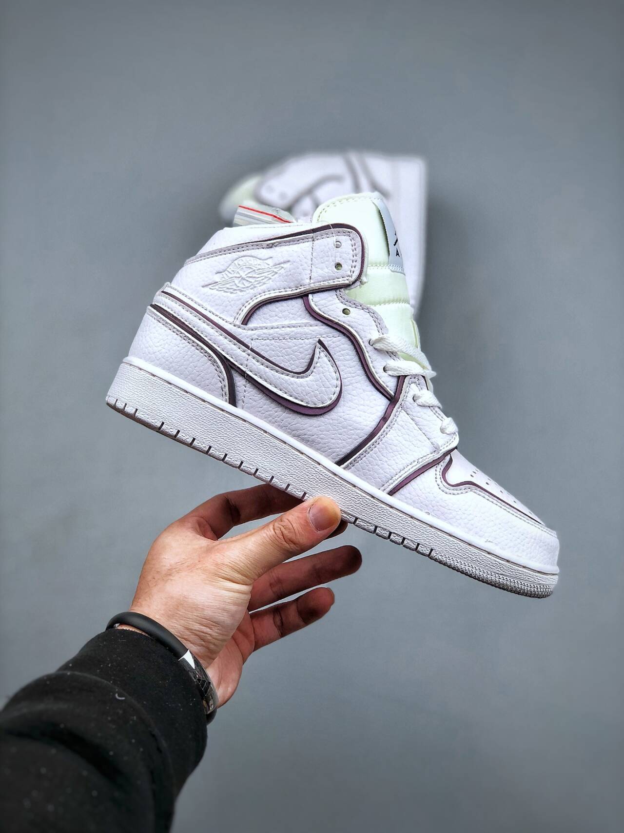 Air Jordan 1 Mid SE Iridescent Reflective White CK6587-100